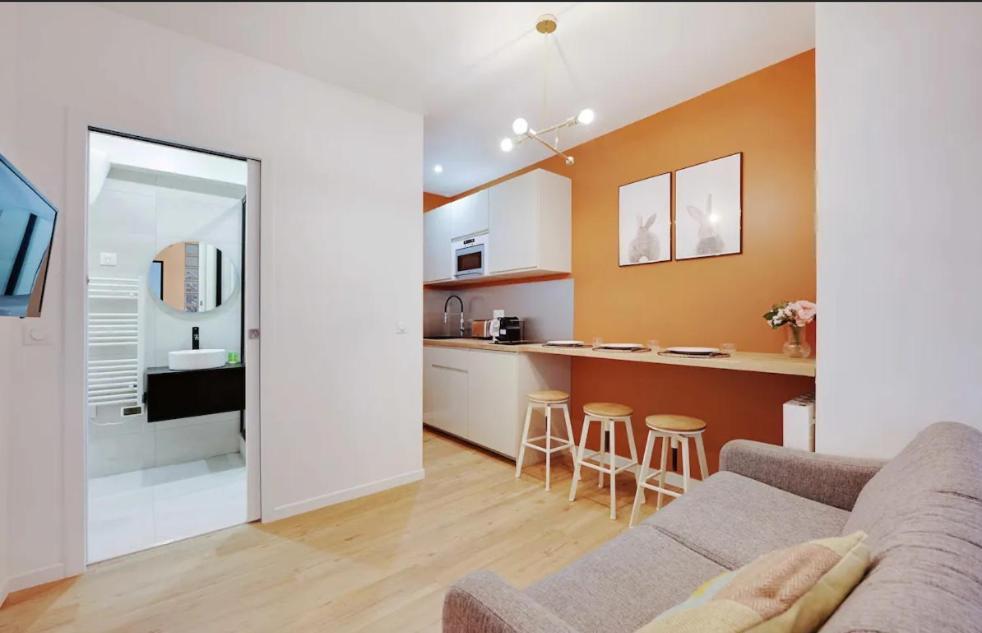 Charming Appartements For 4 People - Le Marais Paris Exterior photo